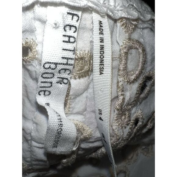 Feather Bone Anthropology Medina eyelet embroidered cap sleeve Ivory Size 4 - Picture 7 of 7